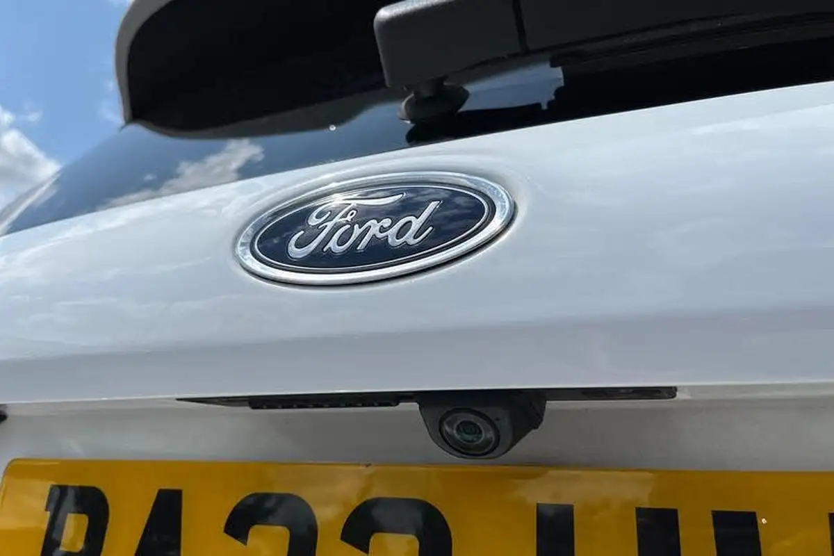 2023-ford-fiesta-10t-st-line-125ps-hybrid-mhev-big-38