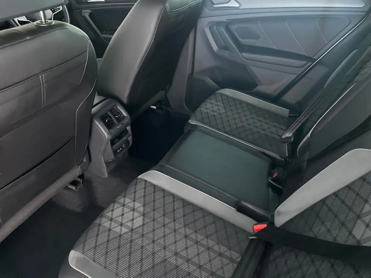 2021-volkswagen-tiguan-15-tsi-r-line-big-39