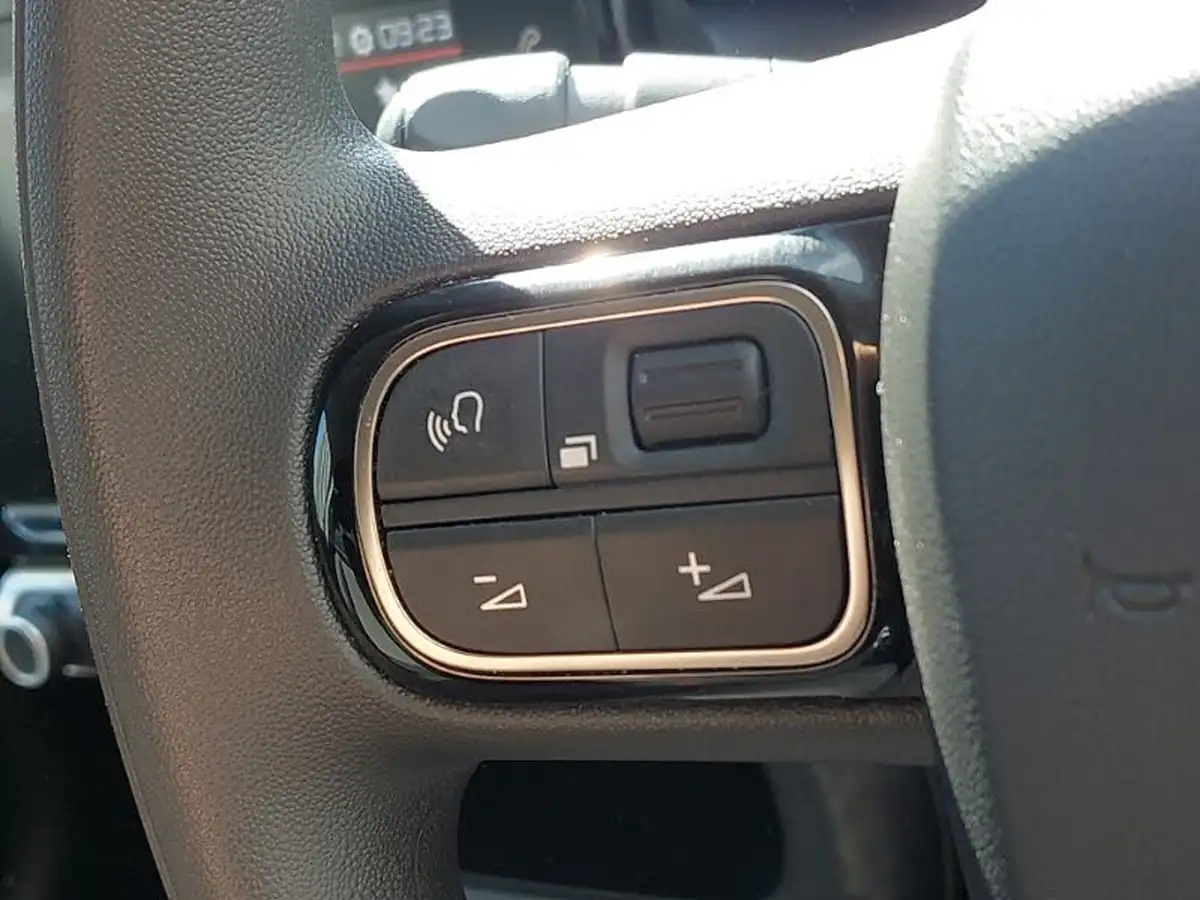 2022-citroen-c3-12-puretech-c-series-edition-83ps-ss-big-11