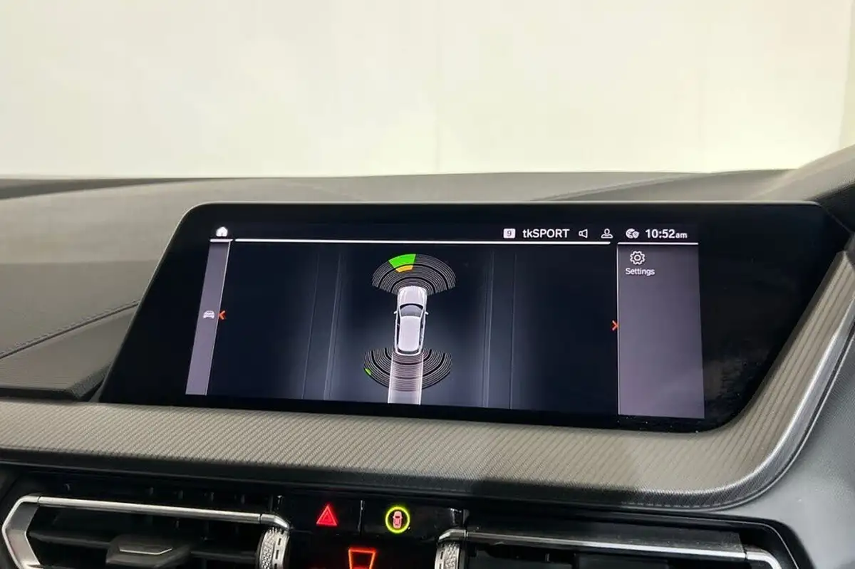 2021-bmw-1-series-big-15