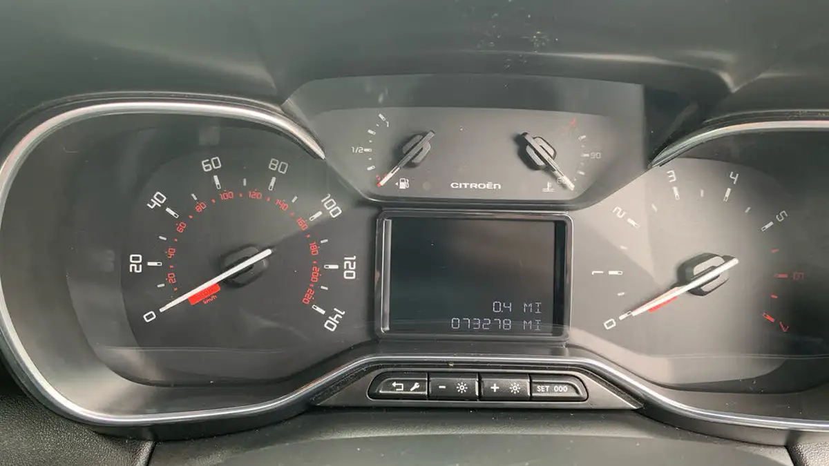 2019-citroen-c3-aircross-12-puretech-flair-110ps-ss-big-12