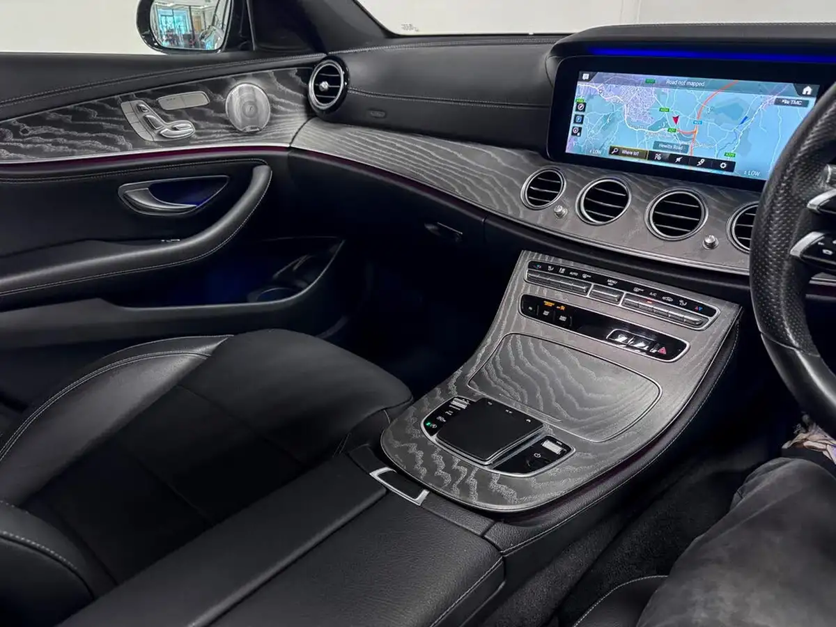 2021-mercedes-benz-e-class-20d-e220d-amg-line-night-edition-premium-plus-saloon-4d-big-26