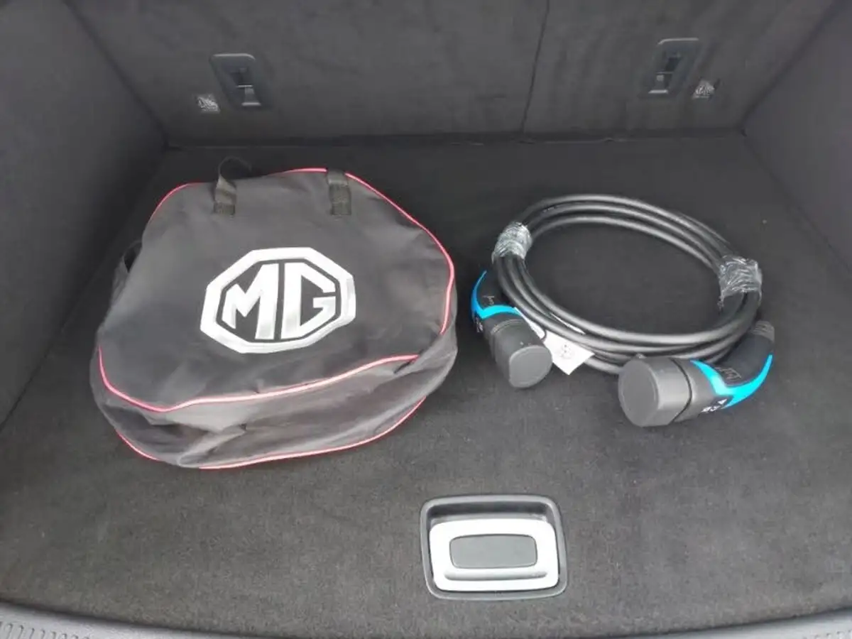 2024-mg-hs-15t-gdi-trophy-258ps-plug-in-hybrid-1490cc-auto-big-11