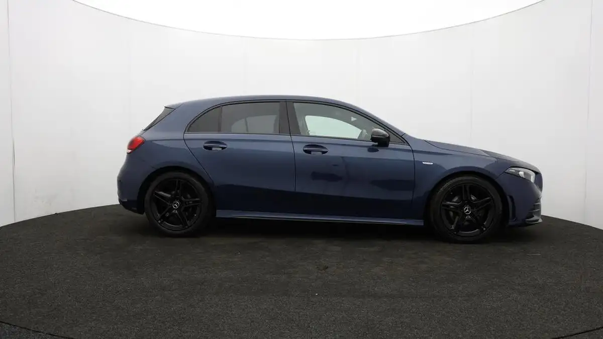 2022-mercedes-benz-a-class-13-a180-amg-line-executive-edition-hatchback-5d-7g-dct-big-43