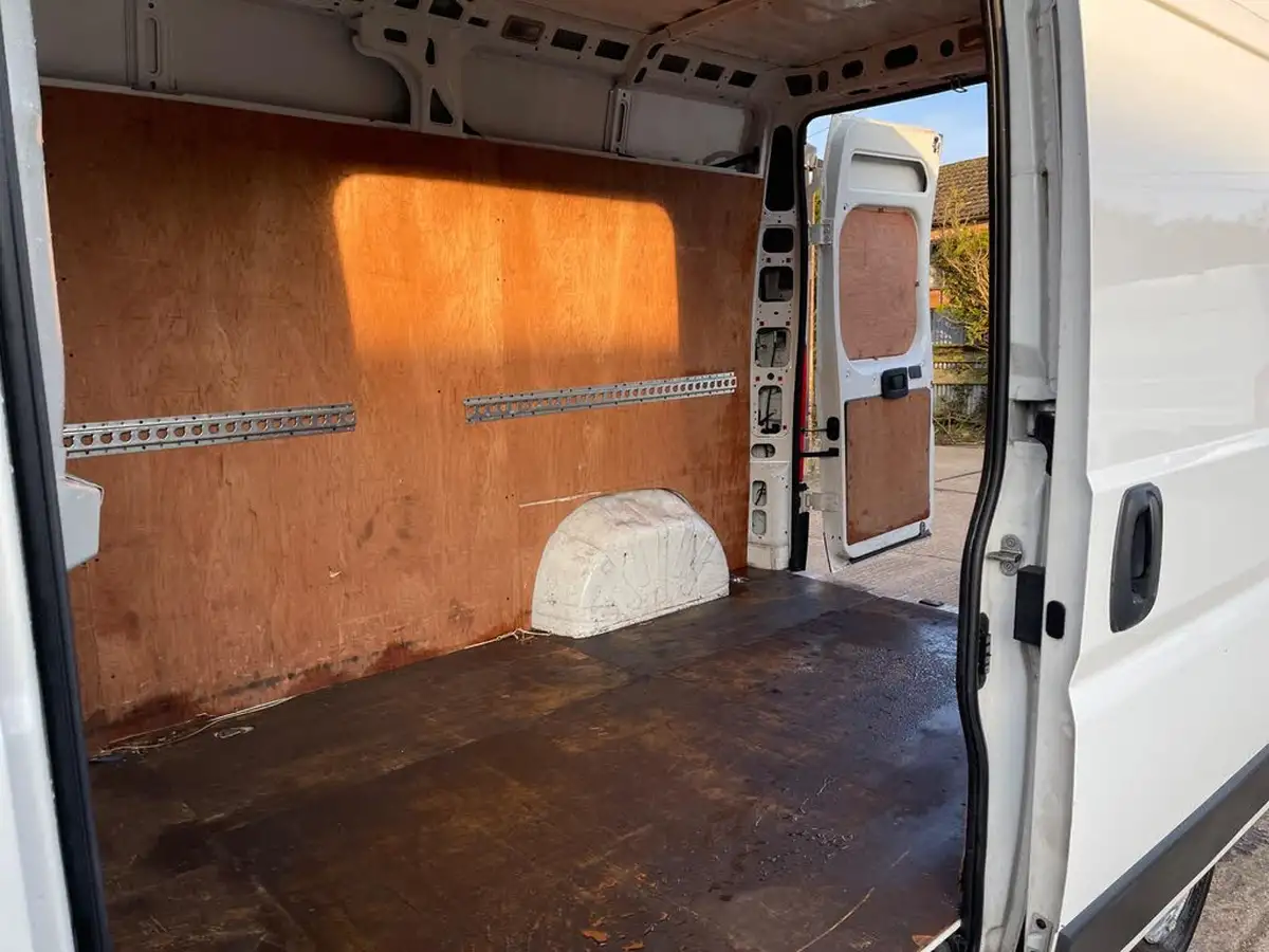 2019-peugeot-boxer-20-bluehdi-335-l2-h2-big-34