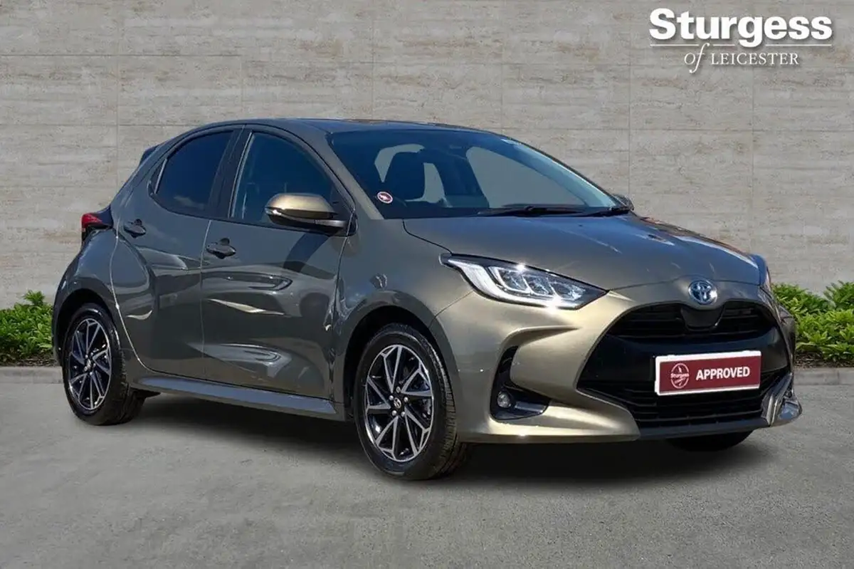 2024-toyota-yaris-15-vvt-i-design-big-0