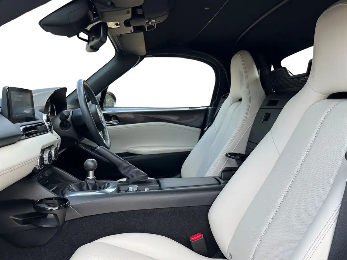 2024-mazda-mx-5-15-kizuna-big-8