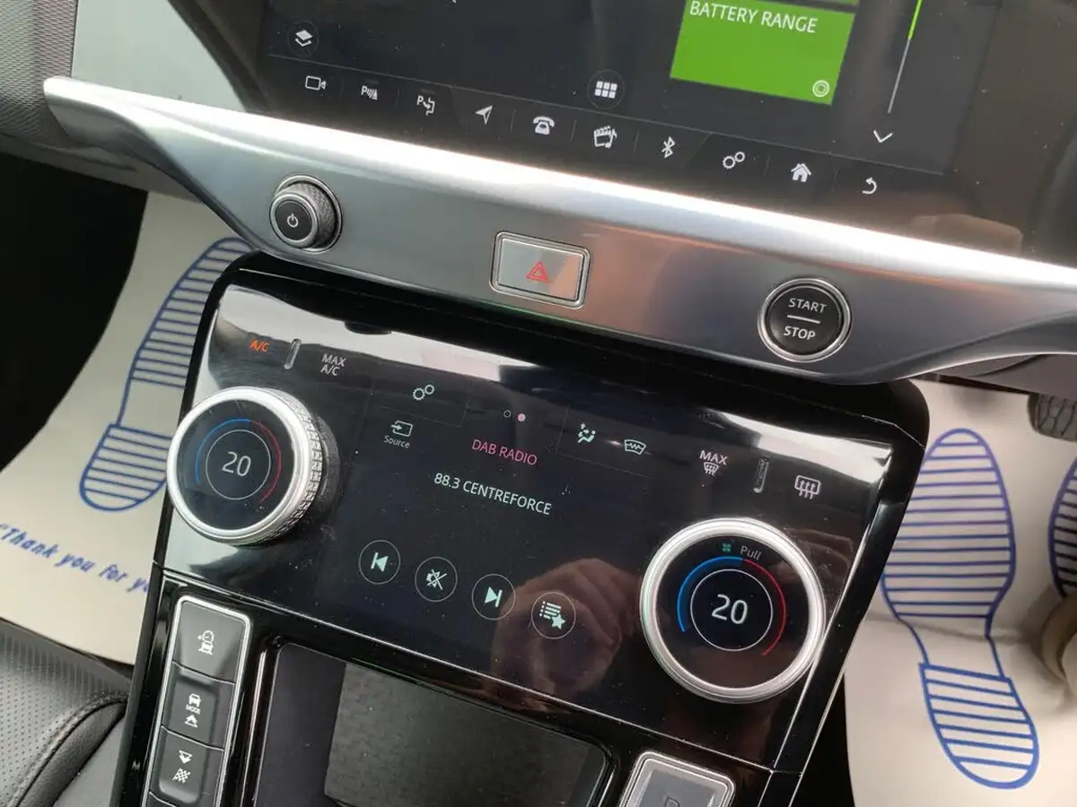 2019-jaguar-i-pace-ev400-s-big-25