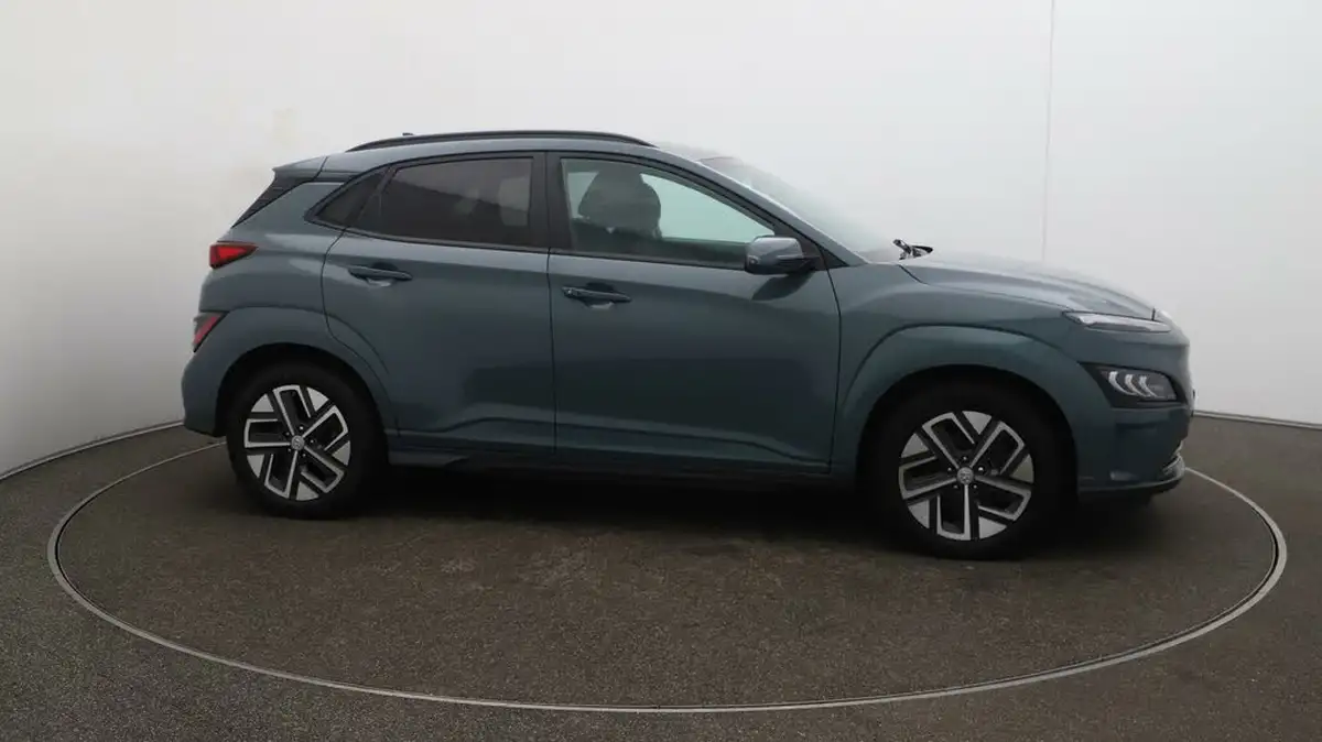 2022-hyundai-kona-e-premium-204ps-64kwh-7kw-obc-big-40