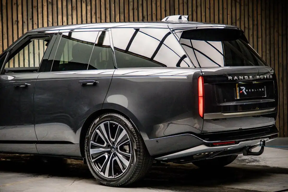 2025-land-rover-range-rover-30-d350-se-big-16