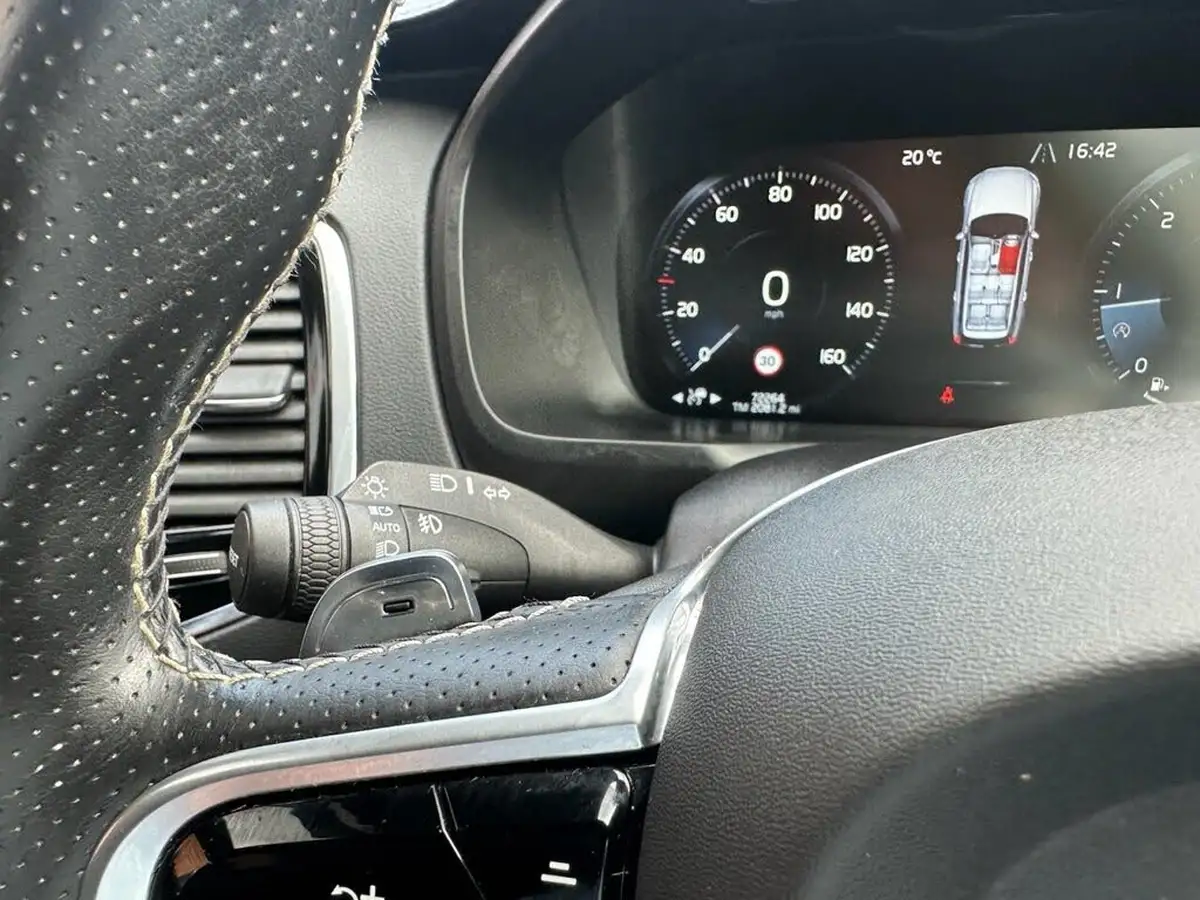 2019-volvo-xc90-20td-d5-r-design-big-44