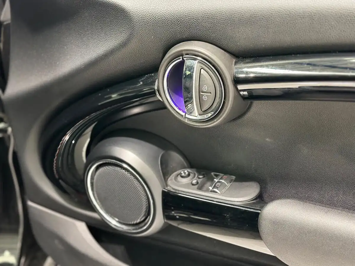 2017-mini-cooper-15-cooper-ss-hatchback-3d-auto-big-26