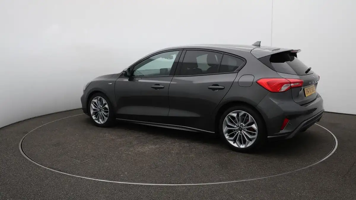 2020-ford-focus-15-st-line-x-hatchback-auto-big-36