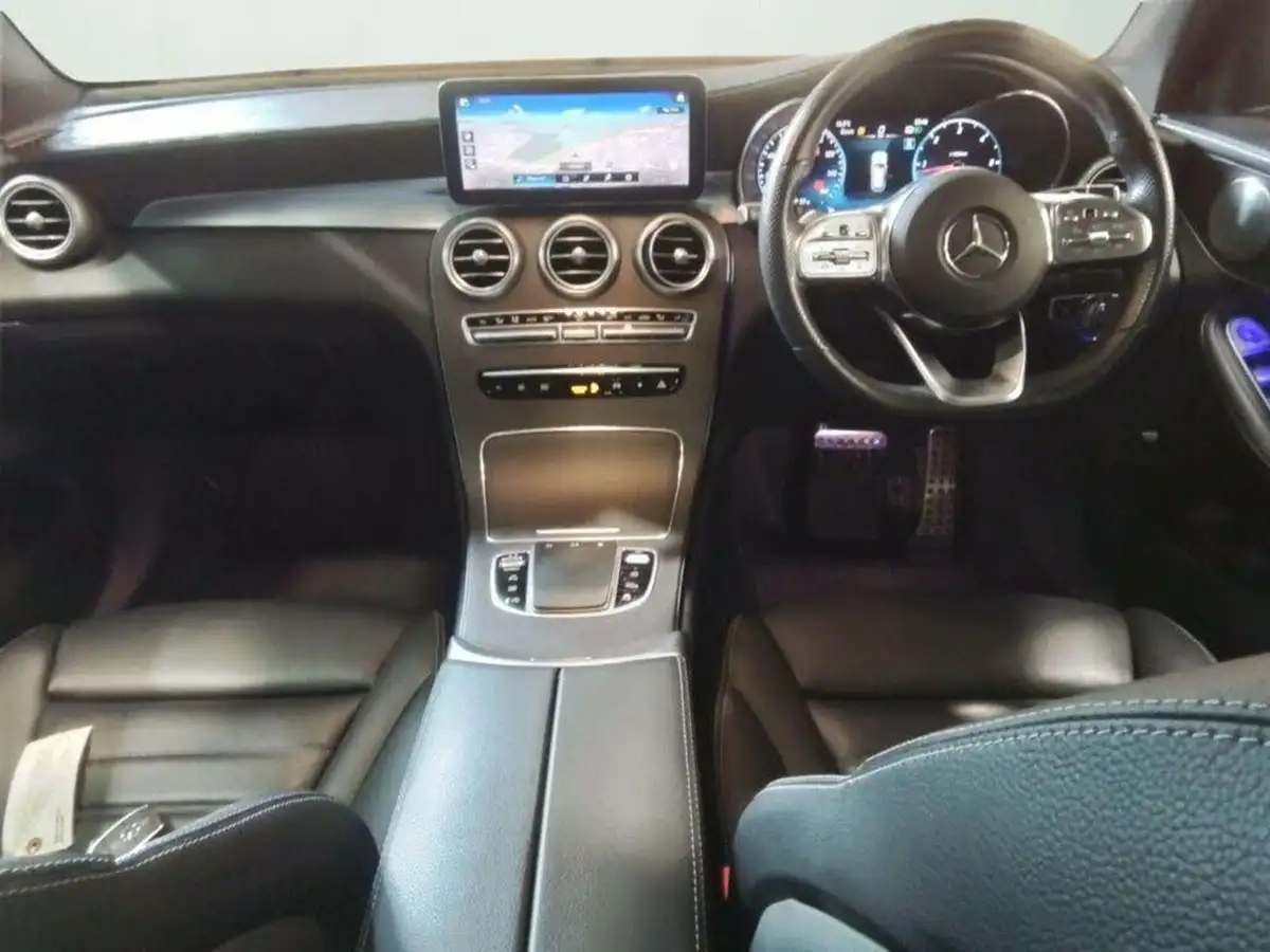 2021-mercedes-benz-glc-class-20d-glc300d-amg-line-premium-plus-245ps-station-wagon-5d-big-38