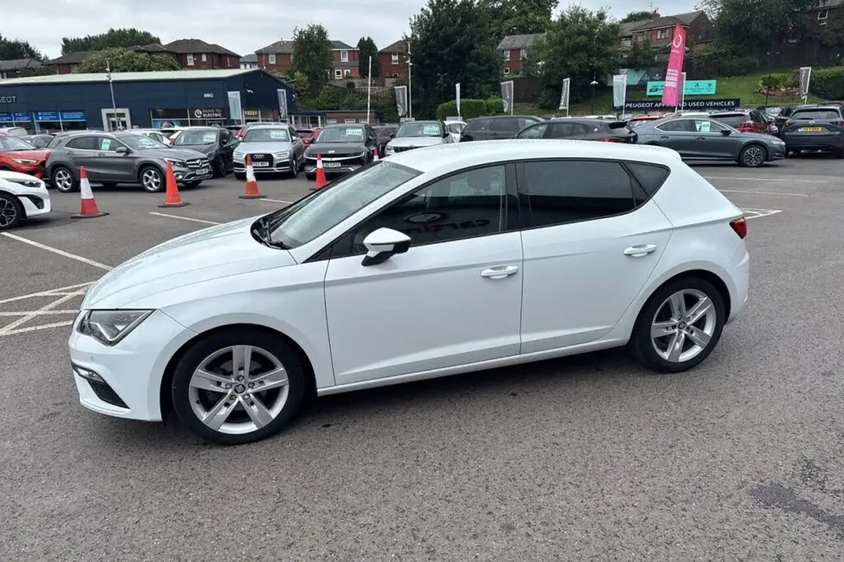 2019-seat-leon-15-tsi-evo-fr-150ps-hatchback-dsg-big-41
