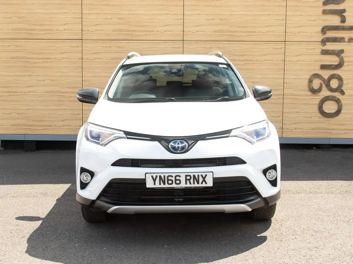 2016-toyota-rav4-25-vvt-i-excel-tss-navi-cvt-big-4