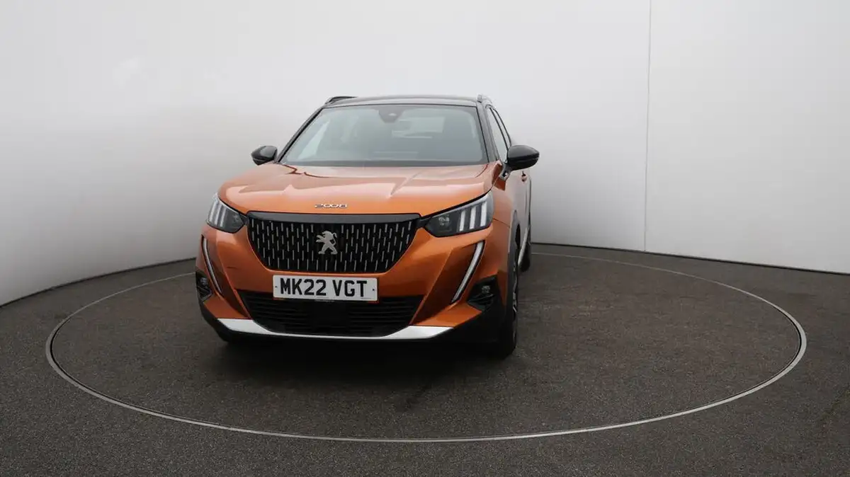 2022-peugeot-2008-suv-12-puretech-gt-big-42