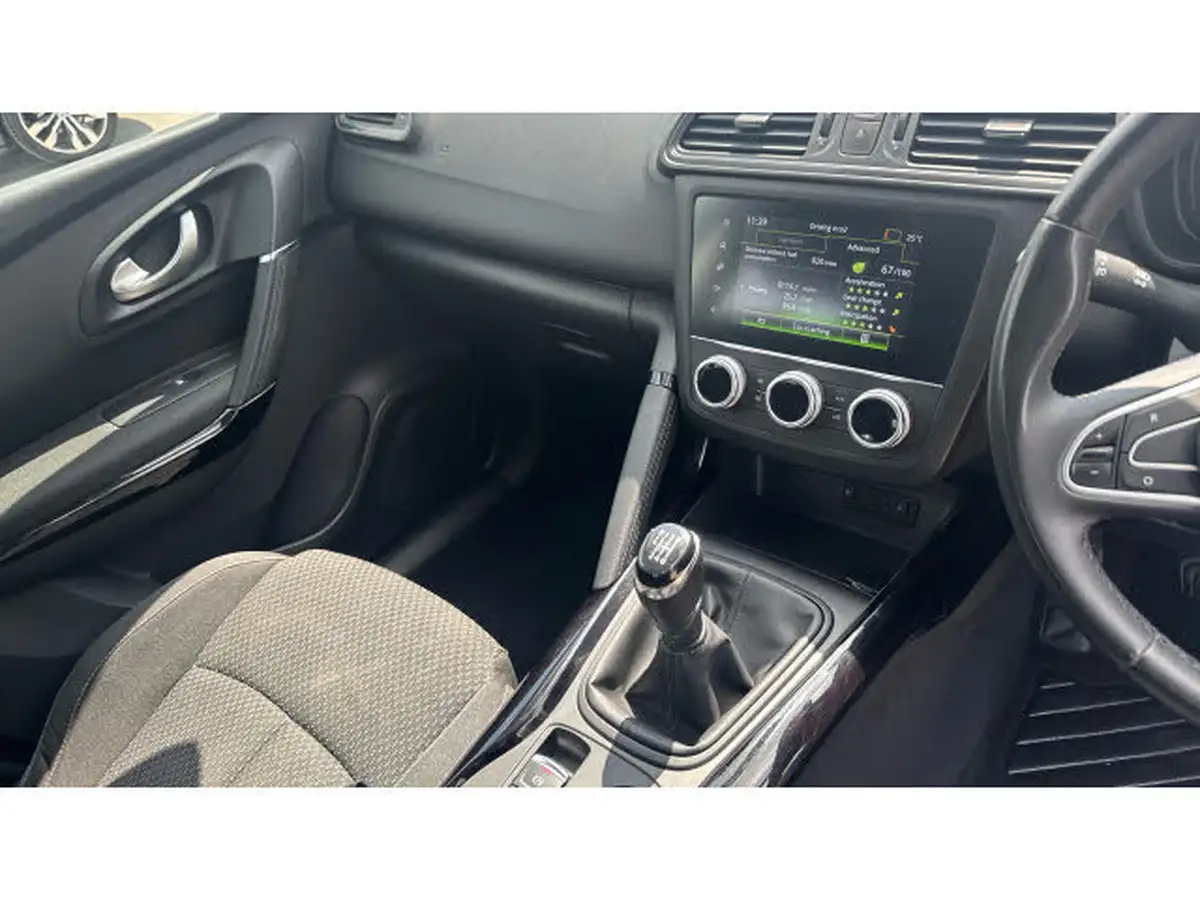 2019-renault-kadjar-13-tce-play-big-13