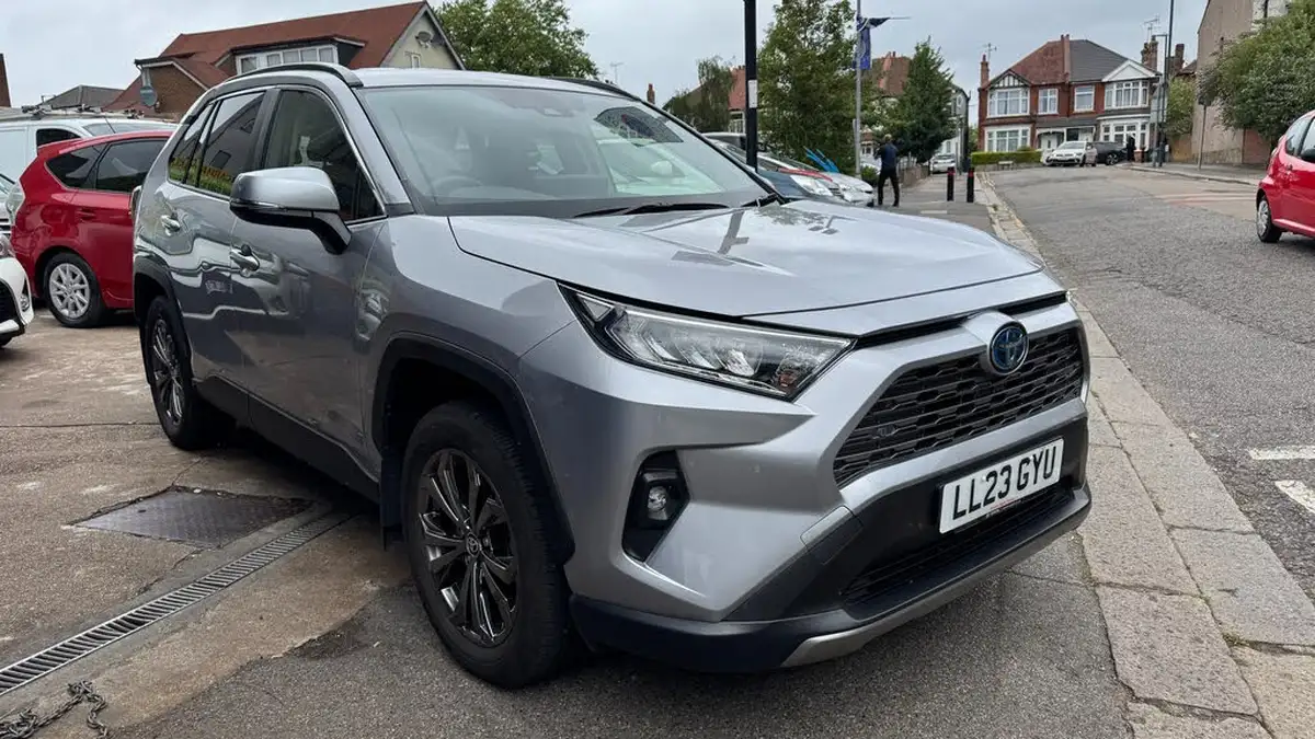 2023-toyota-rav4-25-vvt-i-design-215bhp-big-2