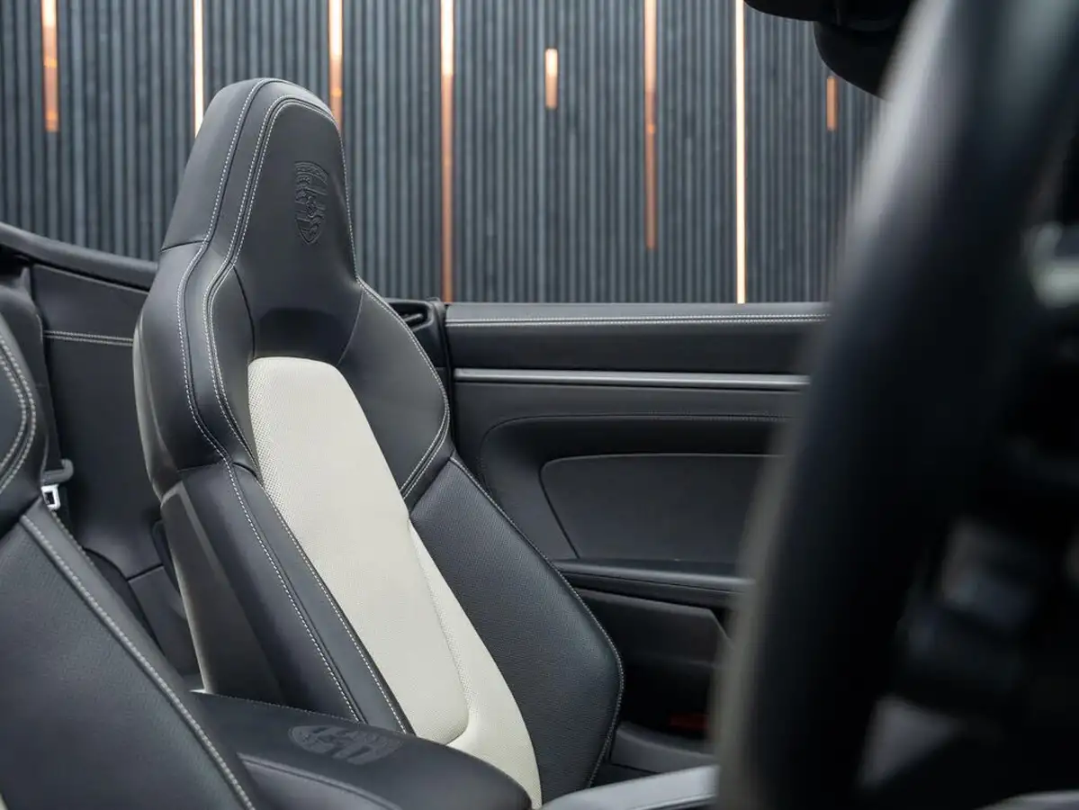 2020-porsche-911-30-carrera-s-coupe-pdk-big-17