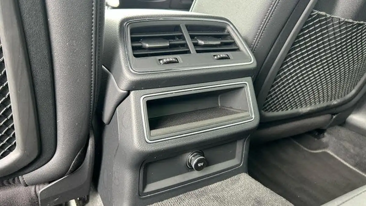 2021-audi-a6-saloon-20-40-tfsi-black-edition-big-8