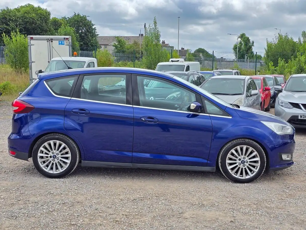 2016-ford-c-max-15tdci-titanium-powershift-big-12