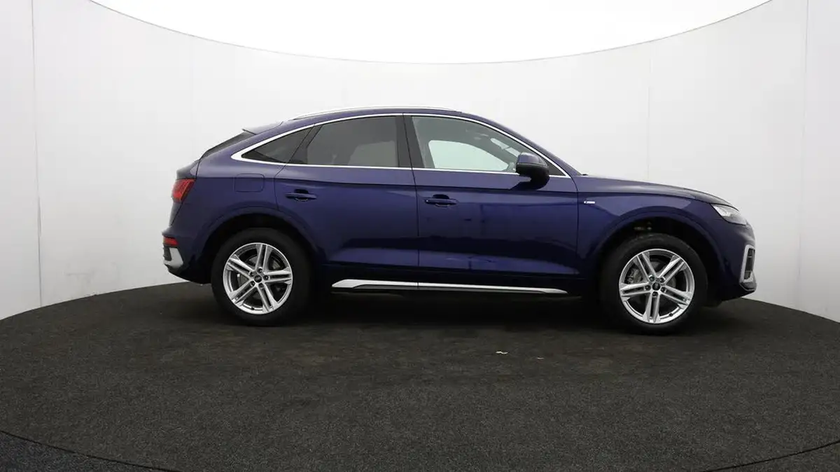 2022-audi-q5-20-45-tfsi-s-line-sportback-big-36