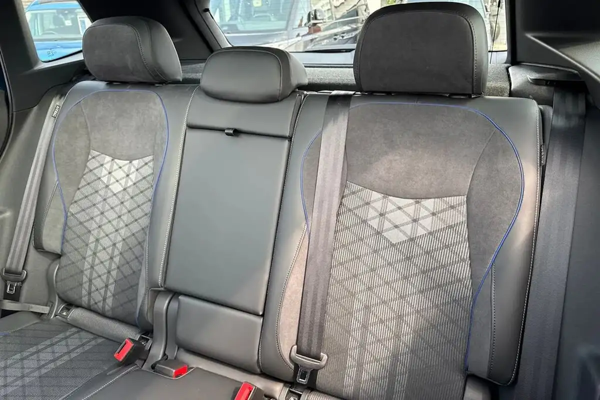 2024-volkswagen-tiguan-15-etsi-r-line-big-18
