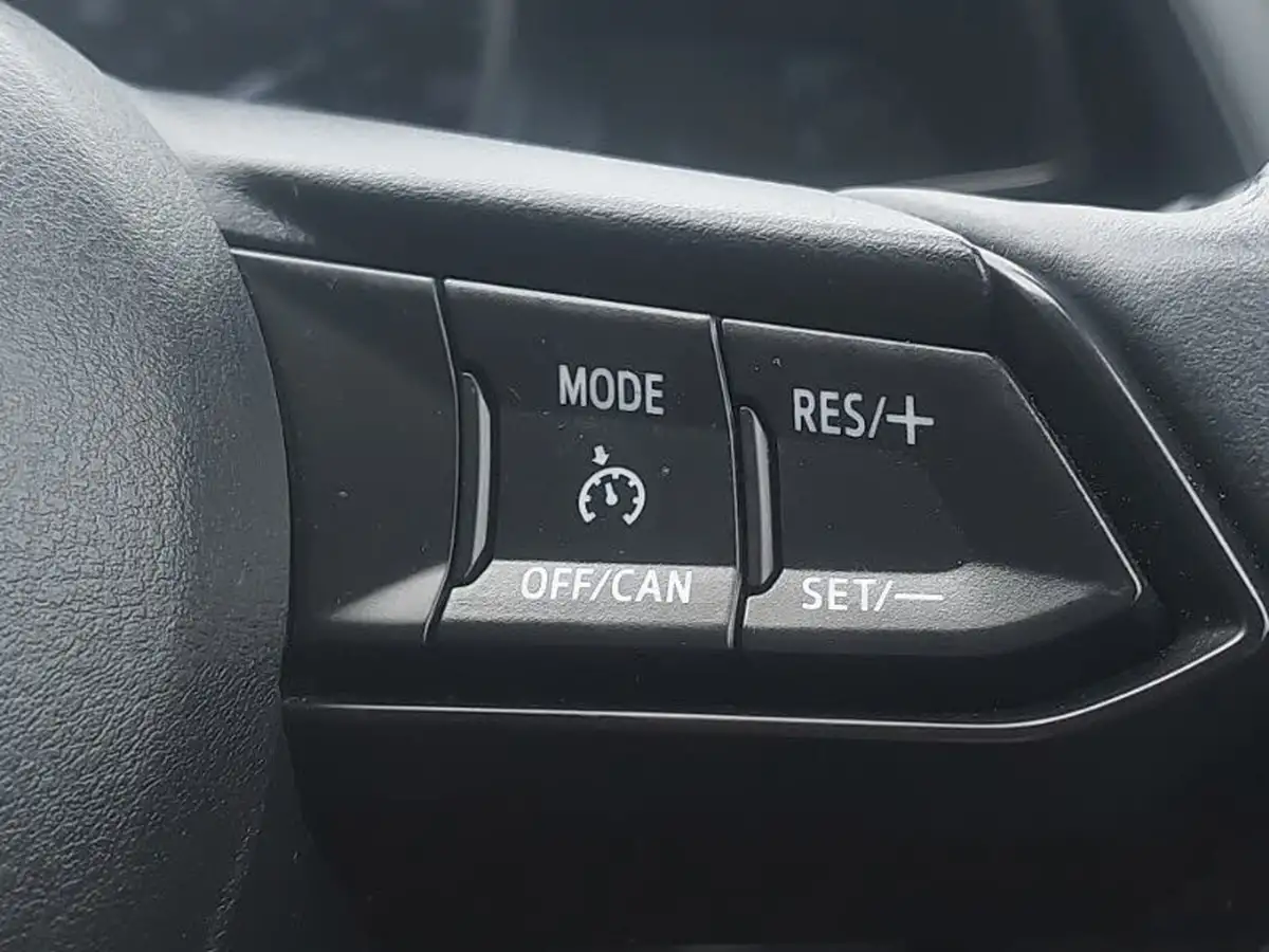 2024-mazda-mazda2-15-e-skyactiv-g-homura-big-14
