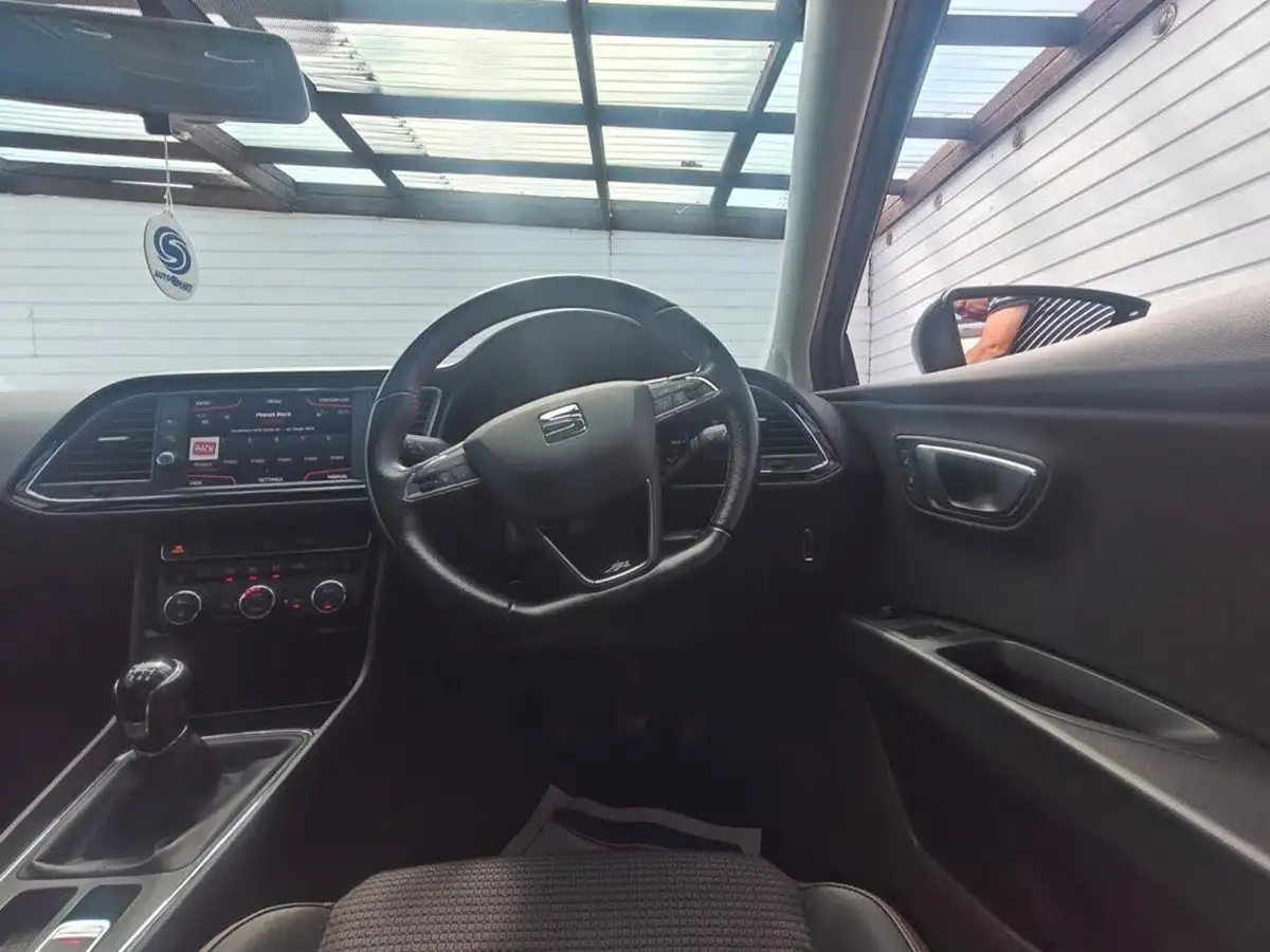 2017-seat-leon-14-tsi-fr-titanium-technology-big-49