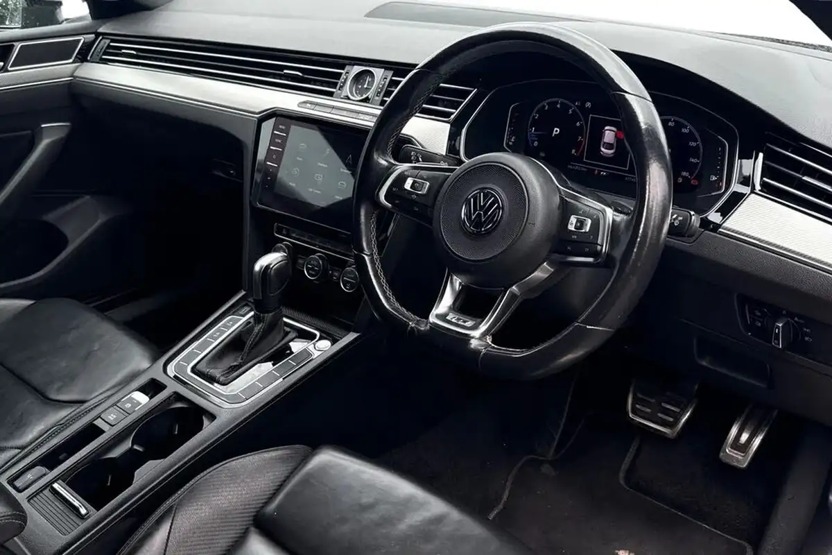 2020-volkswagen-arteon-20-tsi-r-line-edition-272ps-4motion-big-13