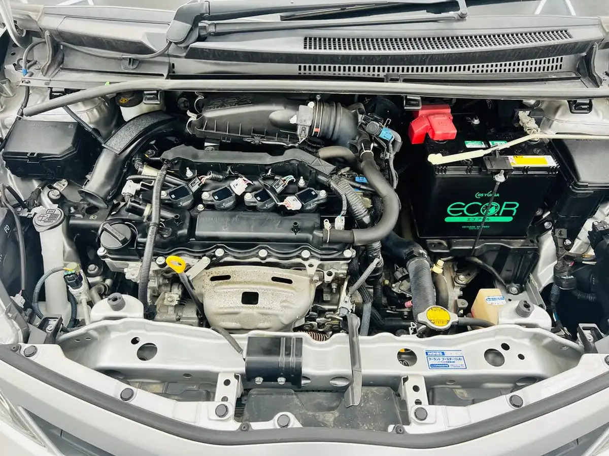 2014-toyota-yaris-133-tr-5d-m-drive-s-big-12