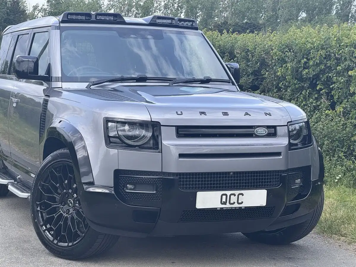2020-land-rover-110-defender-20-d240-se-110-big-24