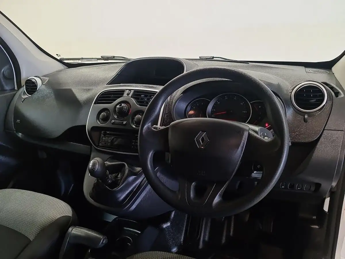 2021-renault-kangoo-maxi-big-4