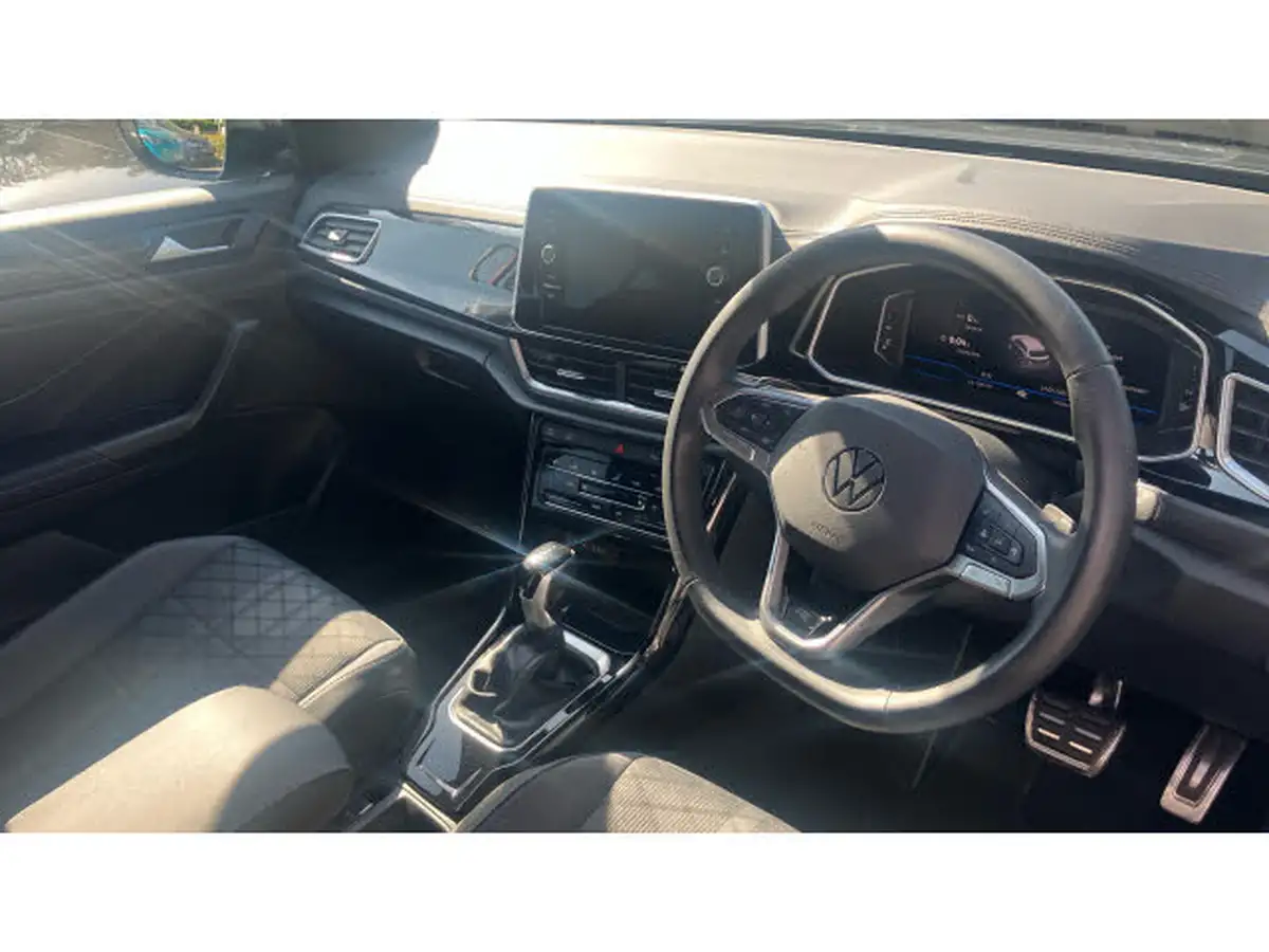 2024-volkswagen-t-roc-15-tsi-r-line-hatchback-5d-dsg-big-5