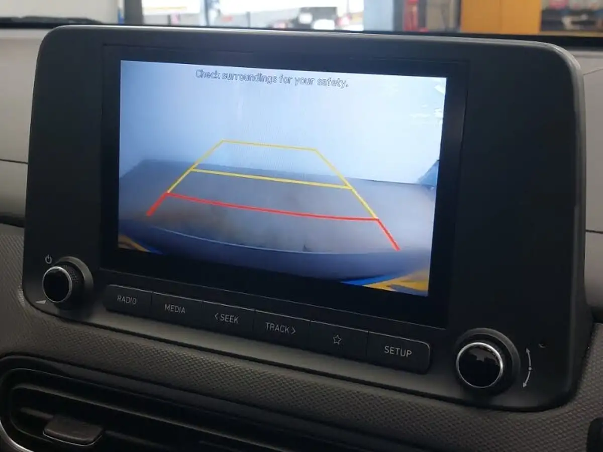 2022-hyundai-kona-16-gdi-se-connect-big-16