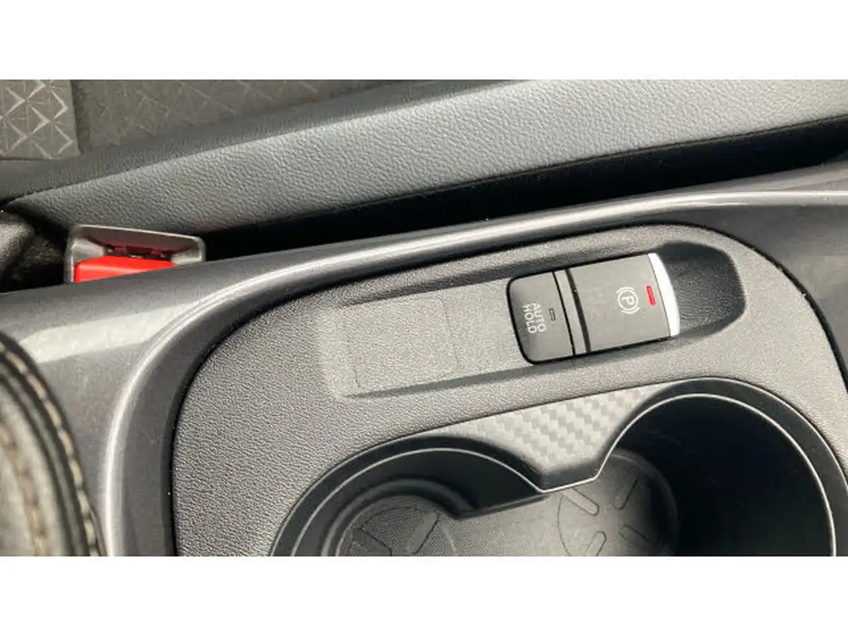 2023-nissan-juke-10-dig-t-n-connecta-dct-big-30