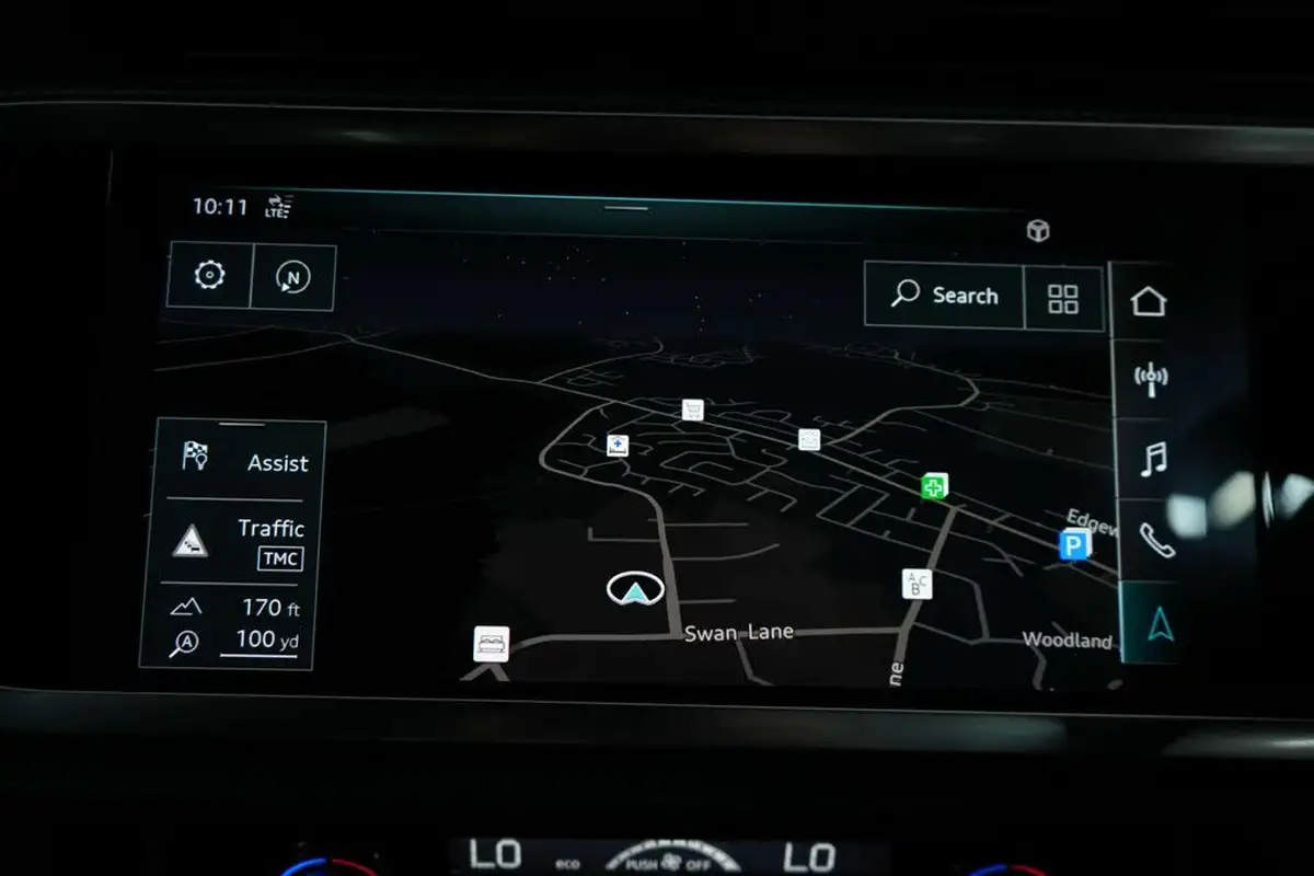 2019-audi-q3-20-40-tfsi-s-line-big-37