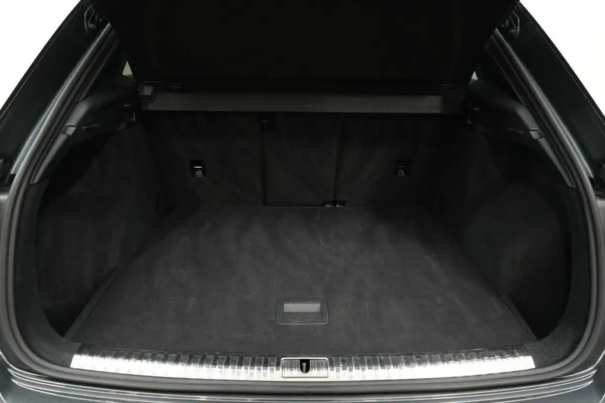 2019-audi-q3-20-40-tfsi-s-line-big-13