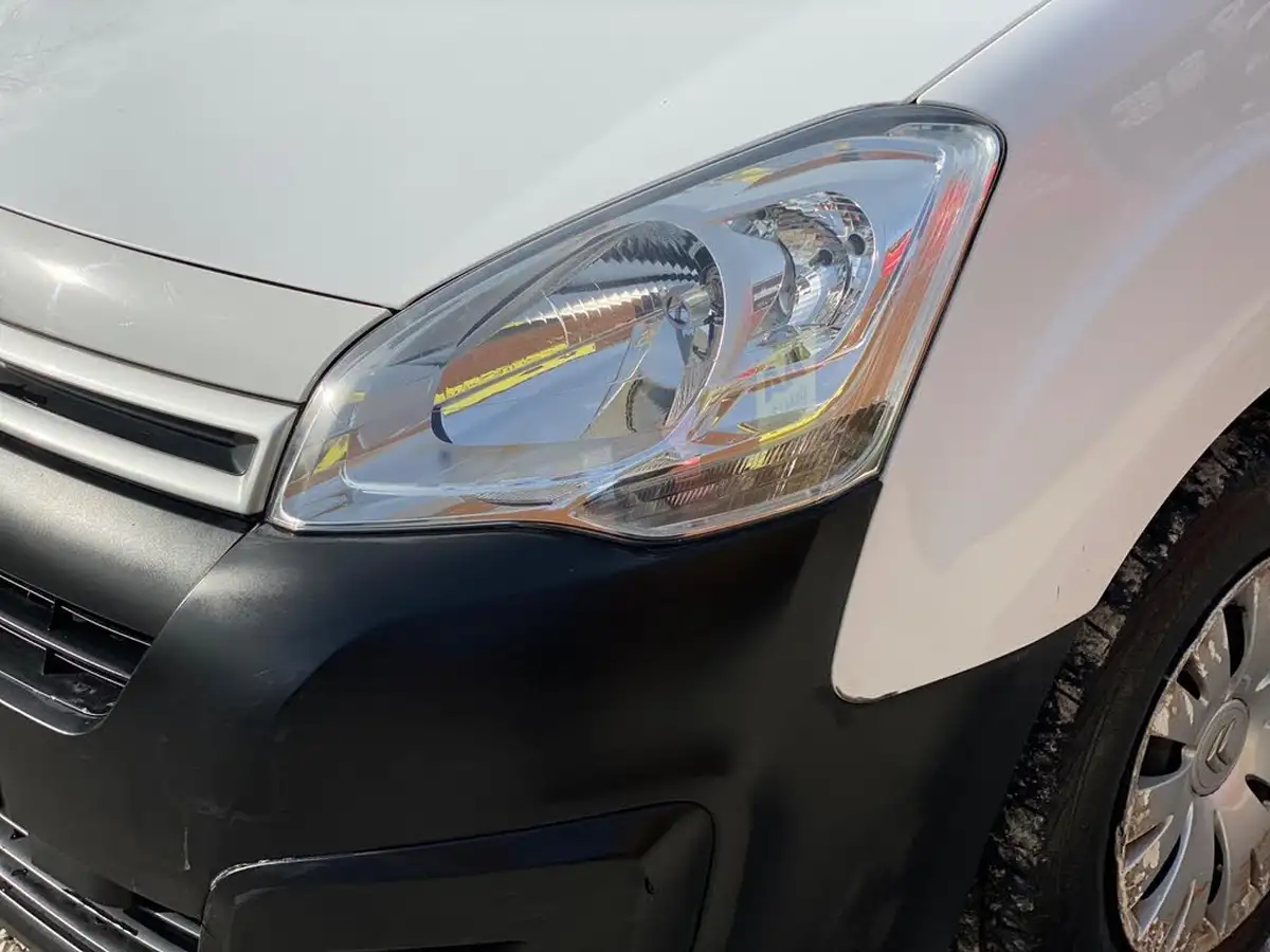2018-citroen-berlingo-16td-l1-850-enterprise-special-edition-panel-big-23