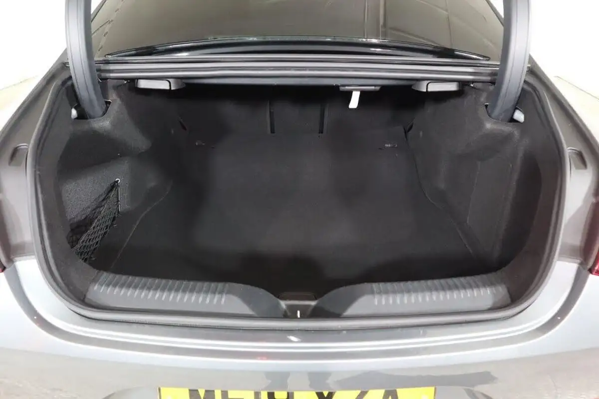 2019-mercedes-benz-cls-class-20d-cls300d-amg-line-premium-plus-big-53