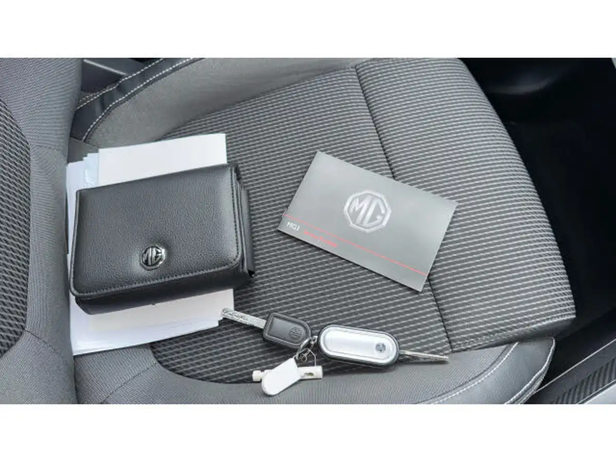 2022-mg-mg3-15-vti-tech-exclusive-nav-big-18