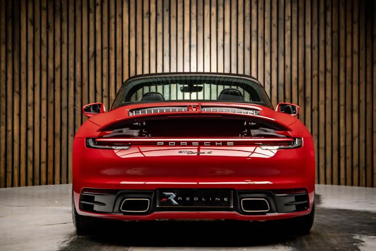 2020-porsche-911-30-targa-4-big-5