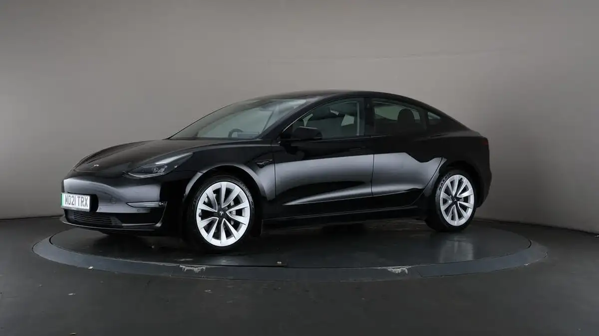 2021-tesla-model-3-e-long-range-4x4-big-40