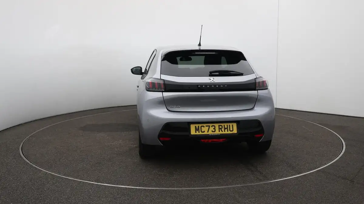 2023-peugeot-208-12-puretech-allure-premium-100ps-big-58