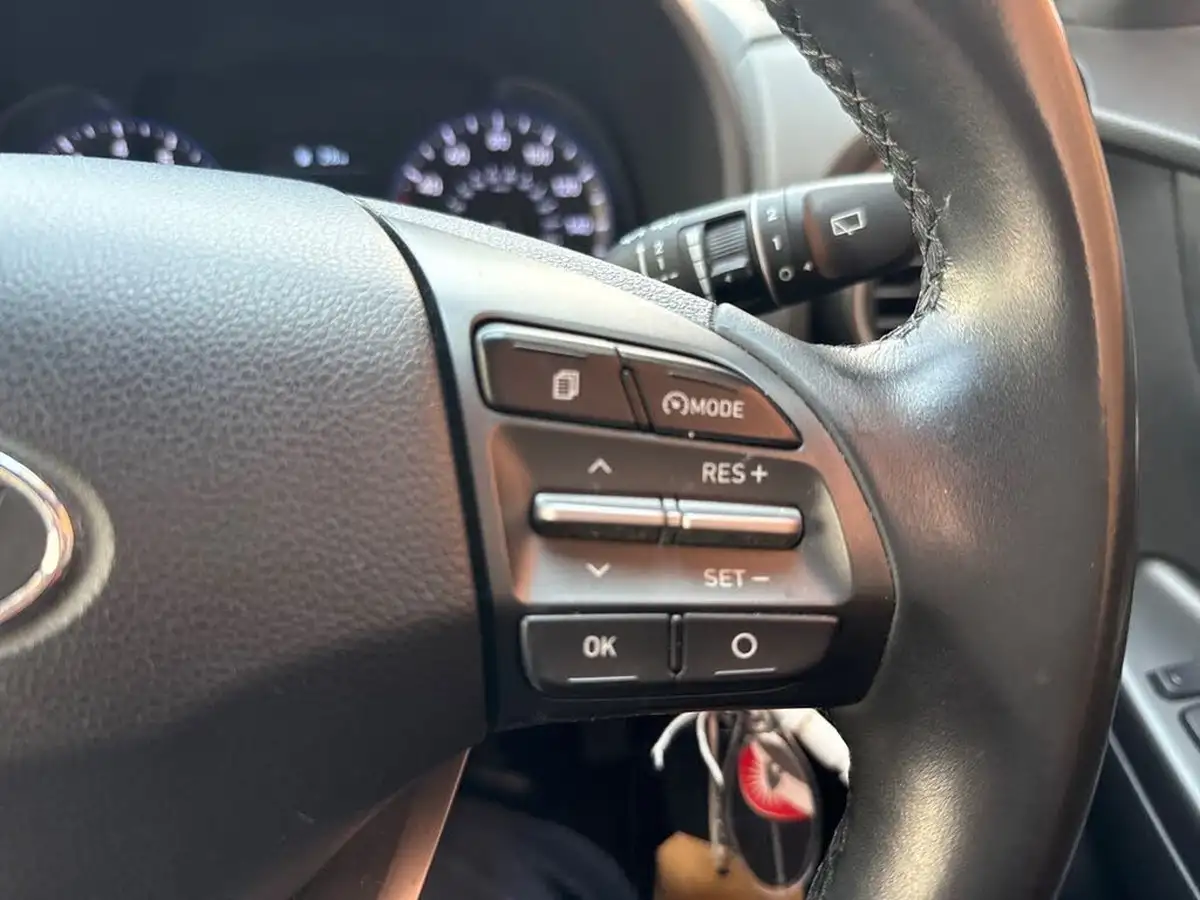 2019-hyundai-kona-10-t-gdi-play-big-16