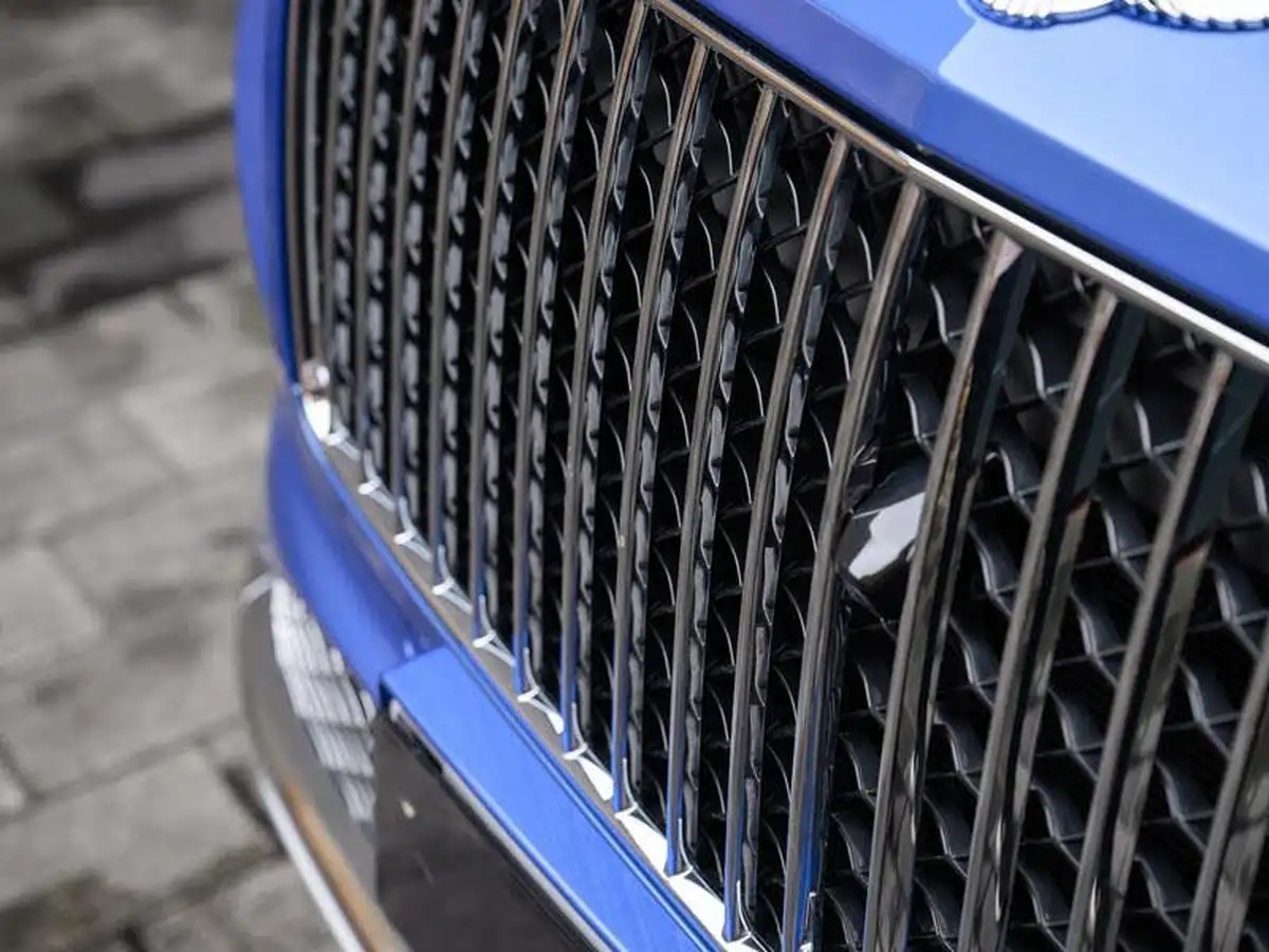 2024-bentley-bentayga-40-v8-extended-wheelbase-azure-big-43