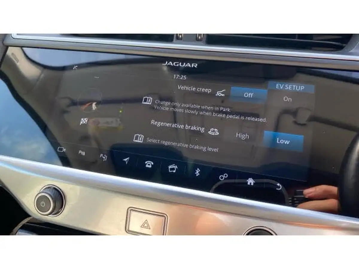 2019-jaguar-i-pace-ev400-se-big-39