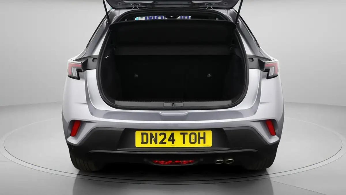 2024-vauxhall-mokka-12-gs-130ps-auto-big-17