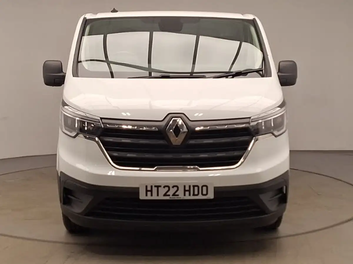 2022-renault-trafic-20dci-ll30-130-business-panel-big-18